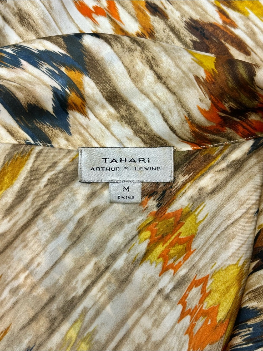 Tahari Arthur S. Levine Ikat Cowl Neck Sleeveless Blouse Top Size M - Picture 8 of 9